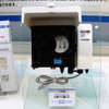 　アンテナ大手のマスプロ電工が提案するのが、光ファイバによる各戸への伝送である。同軸に比べ信号レベルが減衰しにくい光ファイバを2本使って、VHS、UHF、BS、CS、スカパー！などの全チャンネルを伝送する。すでに大規模な共同住宅物件での導入実績もあるという。の画像