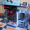 同社が販売しているWindows Vista Editionシリーズのマザーボードを採用した自作PCの展示デモの様子の画像