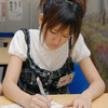 今回登場は3月に高校を卒業したばかりのアイドリング!!!3号・遠藤舞さん。携帯電話に関する質問では、請求額は8000円くらいと答えてくれた。の画像