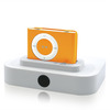 iPod shuffle、iPod Universal Dockとの接続例（iPod shuffleおよびiPod Universal Dockは付属しない）の画像