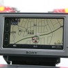 動き出すと自車マークの矢印が表示される。GPSアンテナのみ（加速度センサは内蔵）の制御と思えないルート追従だったの画像