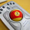 旧型の「Expert Mouse Pro」も使っている。ビリヤードの球と標準ボールを入れ替えられるのがグッドの画像