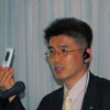 KTのWiBroサービスについて解説するキム・サンヨン氏の画像