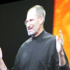 新iPodの基調講演をする米アップルCEOのS・ジョブズ氏の画像