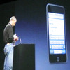 「iPhoneを使用している方なら慣れたものだが、iPodユーザーはタッチパネル操作に戸惑うかもしれない」というの画像