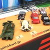 一般部門の改造コンテストの入賞車。自走砲、マンモスの骨などユニークな作品ばかりの画像