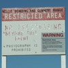 公式地図には載っていない空軍管轄の地、その名はAREA51。007≒ジェームスボンド並みに知られた「秘密の地」だ。ちなみに右手には監視車がいるのでうかつなことはできないの画像