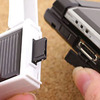 本体に携帯電話との接続コネクタを装備の画像