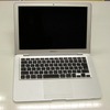 MacBook Airを拝見。その薄さ・軽さ、そして洗練されたデザインに脱帽だの画像