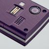 富士通製Windowsケータイ「FOMA F1100」裏面の画像