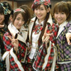 AKB48（小嶋陽菜、高橋みなみ、峯岸みなみ、浦野一美）の画像
