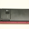 本体背面：2メガピクセルのカメラ。マイクロSDのスロットもここにあるの画像