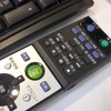 パソコン、テレビ、DVD、音楽などがオールインワンで操作できるリモコンを付属の画像