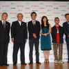 出席者。左から財団法人日本映像国際振興協会　事務局長の福田慶治氏、チェアマンの依田巽氏、渡部篤郎監督、高岡早紀さん、前田哲監督、財団法人日本映像国際振興協会　理事長の高井英幸氏の画像