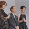 以前の発表会で約束していたティファニー携帯が完成し、贈呈式が行われたの画像