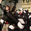 　2月23日にラフォーレ原宿玄関前特設ステージにて行われたYUKIシークレットライブの模様が24時間限定公開に。の画像