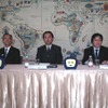 左から伊藤忠商事・代表取締役専務の奥田陽一氏、オン・デマンド・ティービー・代表取締役社長の梶原浩氏、NTT西日本・取締役の軸屋真司氏。の画像