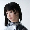 産総研によるきわめて人間的なロボット「HRP-4C」の画像