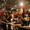 客席、というかHMV渋谷の「売り場フロア」がこのありさまになった。「イモコギ状態」とはこのことであるの画像