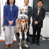 左から、秋山貴彦監督、東京電力・事業開発部の西村統行氏、東京電力・光ネットワーク・カンパニー　ジェネラル・マネージャー田代哲彦氏の画像