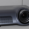 ホームシアター用ハイビジョン対応液晶プロジェクター「Wooo PJ-TX200J」の画像