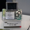愛・地球博のブースで使われた機器のスケルトンモデル。「iVDR Mini」規格のHDDを搭載するのが特徴の画像
