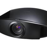ソニー、3D対応のフルHD家庭用ビデオプロジェクター