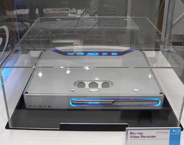 【CEATEC 2005】ブルーレイディスクアソシエーション、各社プレーヤー/レコーダーなどを展示