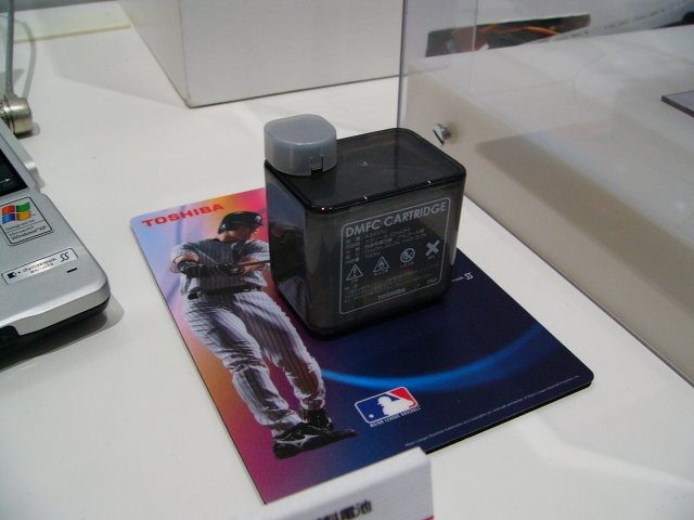 【WPC 2005】東芝、HD DVDや燃料電池などの先進技術から「Qosmio」や「gigashot」まで