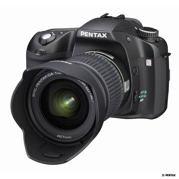 ペンタックス、PMAに1,000万画素のデジタル一眼レフや1,800万画素の中判デジタル一眼レフを参考出品