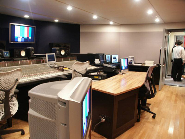 J-WAVE、音楽専門インターネットラジオ局「Brandnew J」を開局〜生放送ストリーミング方式は国内初