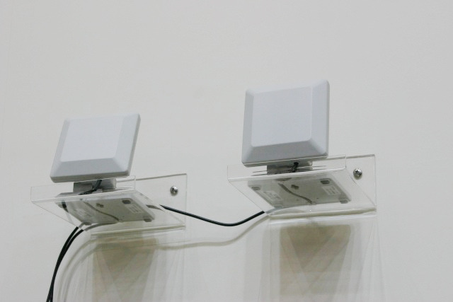 【CEATEC 2006 Vol.6】KDDI研究所、ウルトラ3Gによる大容量無線通信