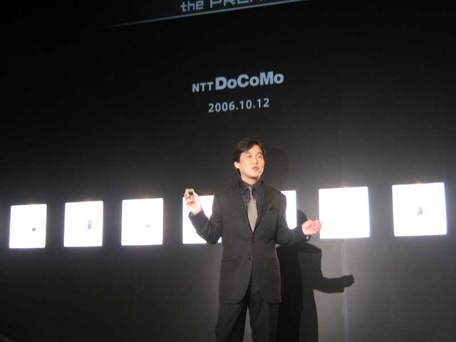 MNPに向け“攻めるドコモ” -「FOMA 903iシリーズ」を発表