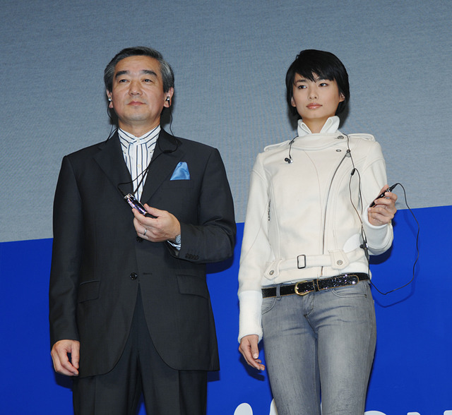 ソニー、ノイズキャンセリング機能内蔵の「ウォークマンSシリーズ」とHDDコンポを発表