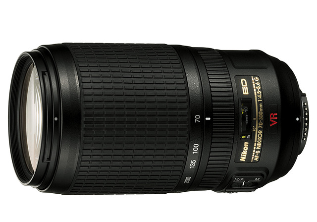 ニコン、手ブレ補正ズーム「AF-S VR Zoom Nikkor ED 70-300mm F4.5-5.6G （IF）」の発売を延期