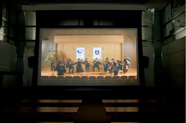 NTTグループなど、東京国際映画祭にて4Kデジタルシネマのマルチキャスト実験を実施