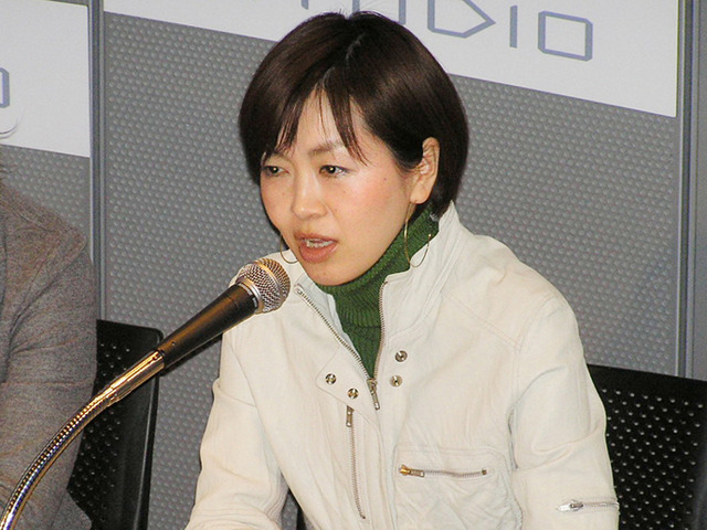 子ども向け携帯の市場に本格的に挑戦していく -KDDIが新端末&新サービス