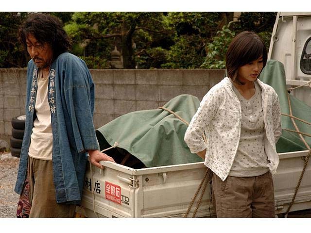 話題の映画を公開前に“おうちで上映会”第1弾は「アルゼンチンババア」