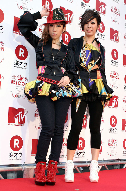 豪華アーティストが久保田利伸を称賛〜日本初のmtv iCONセレモニー