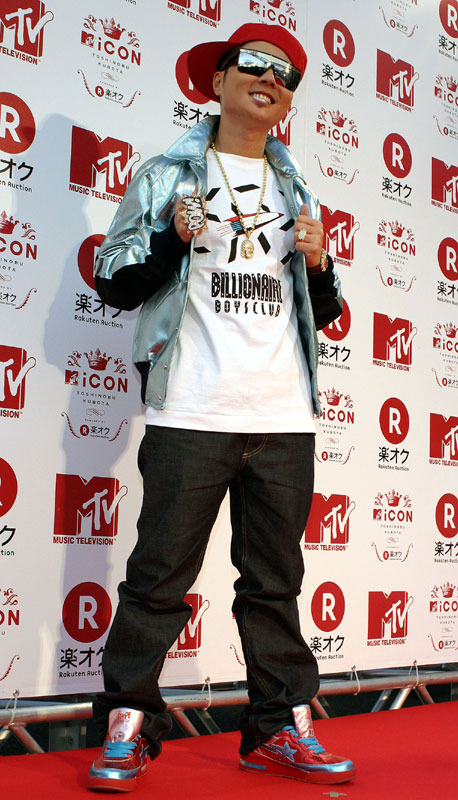 豪華アーティストが久保田利伸を称賛〜日本初のmtv iCONセレモニー