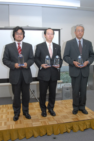 国交省とケータイCGM、ふたつの「燃費がよい自動車ランキング」