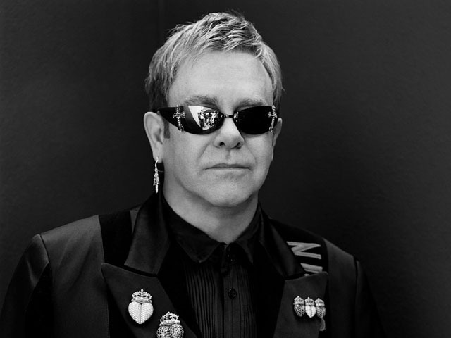 生ける伝説エルトン・ジョンの名曲がついにPC解禁!