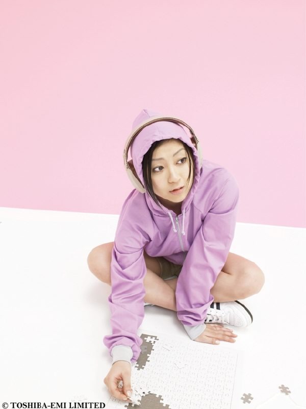 宇多田ヒカル「Flavor Of Life」がダウンロード数で日本記録達成