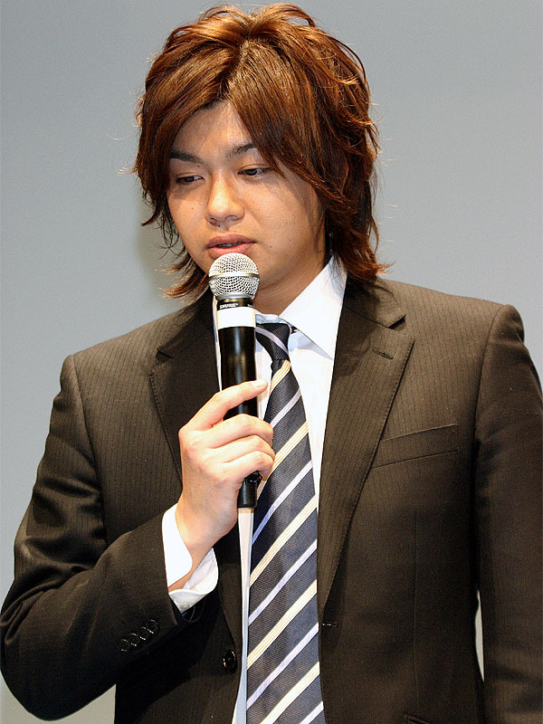 諸星和己が会社社長に、年収は稲垣吾郎と同じ!?