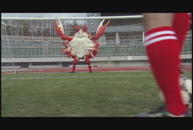 紗綾、竹中直人出演のコメディ映画「かにゴールキーパー」