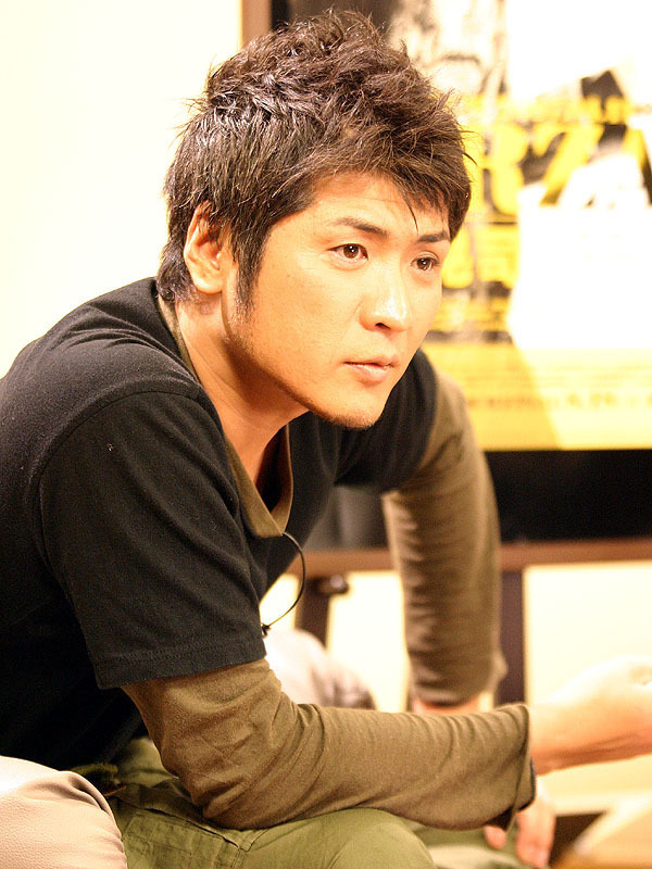 吉川晃司が心境激白!? 「欲しいのは、カミさんと子供」
