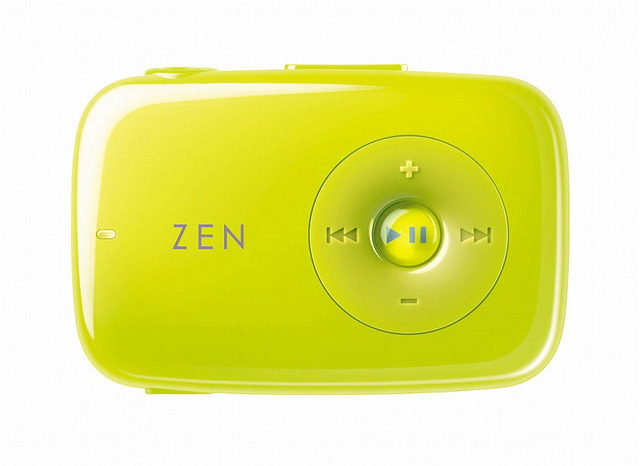 音楽を奏でるカラフルな小石? クリエイティブ、4,980円のシンプル音楽プレーヤー「CREATIVE ZEN STONE」