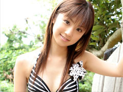小倉優子、美少女アイドルから大人への成長記録
