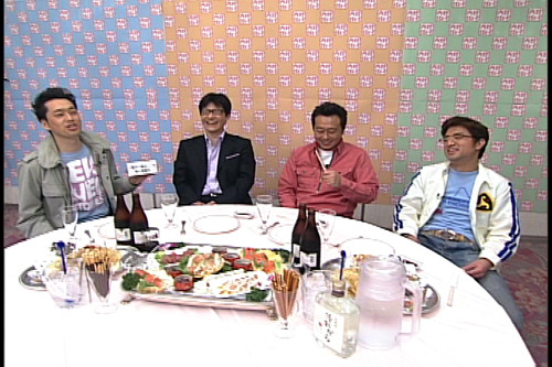 内村さまぁ〜ず、華麗にスキップやバク転を披露!?
