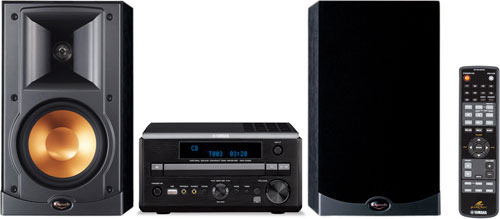 ヤマハ、ピアノブラックの筐体が美しいUSB端子搭載のCDレシーバ